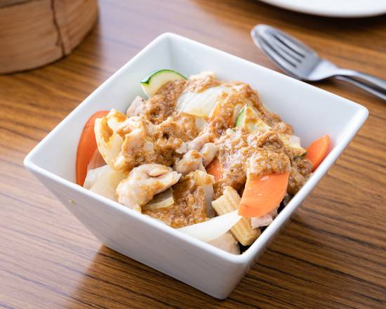 Chicken with Satay Sauce 沙爹鸡